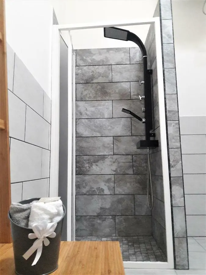 Manzoni Suite Home CTA Apartamento