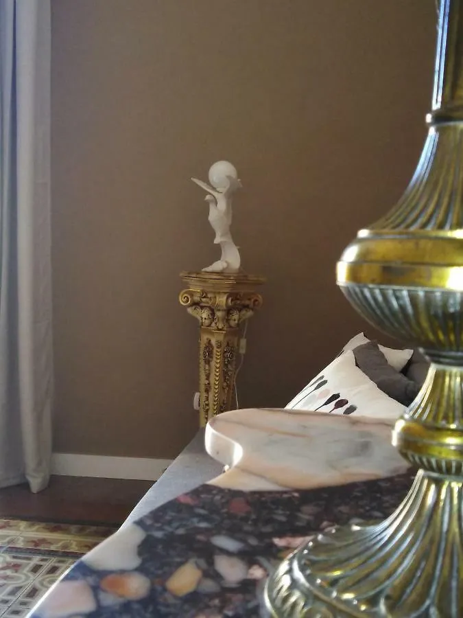 קטאניה Manzoni Suite Home 0*,  איטליה